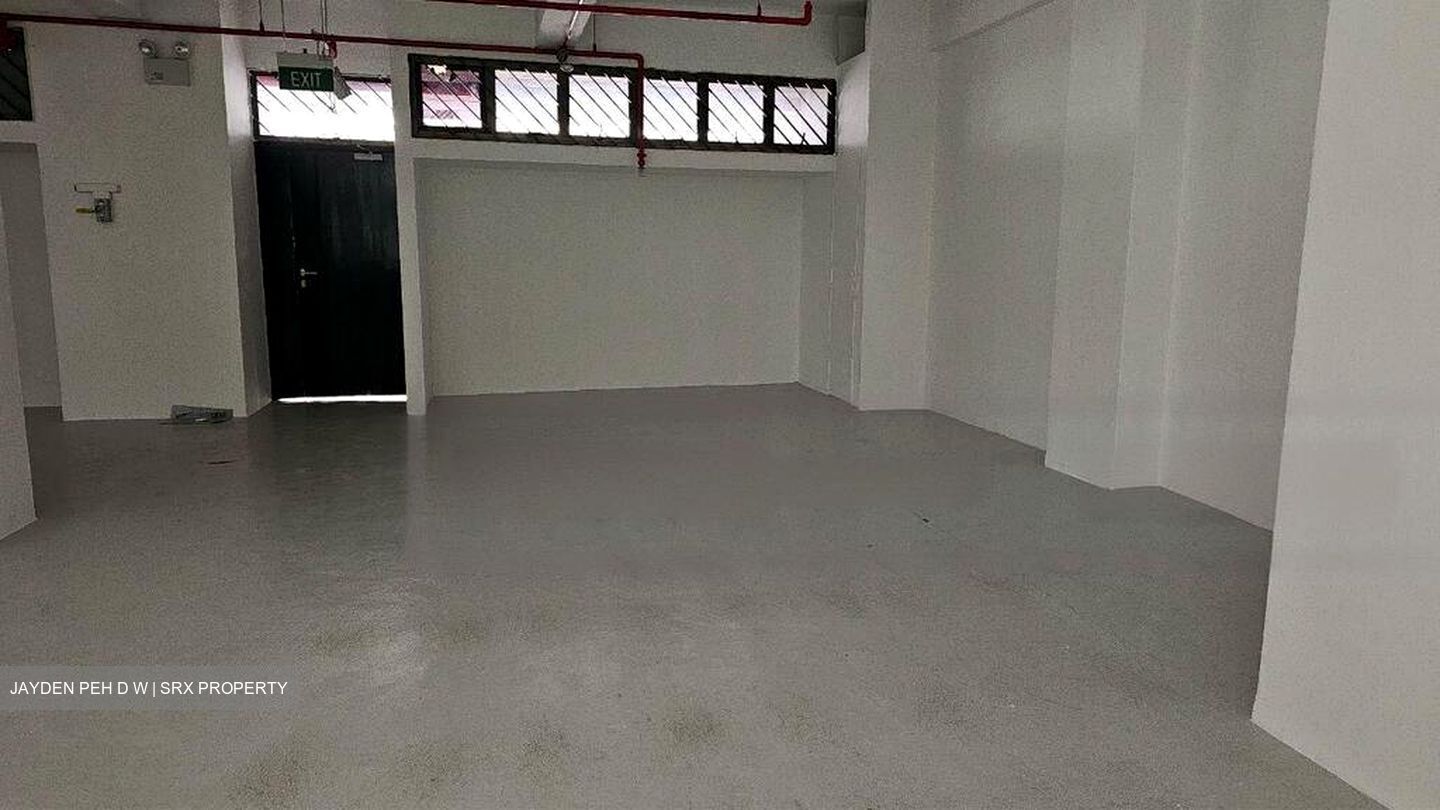 Kitchener Complex (D8), Office #454446381